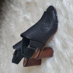 Steve Madden leather slingback heels